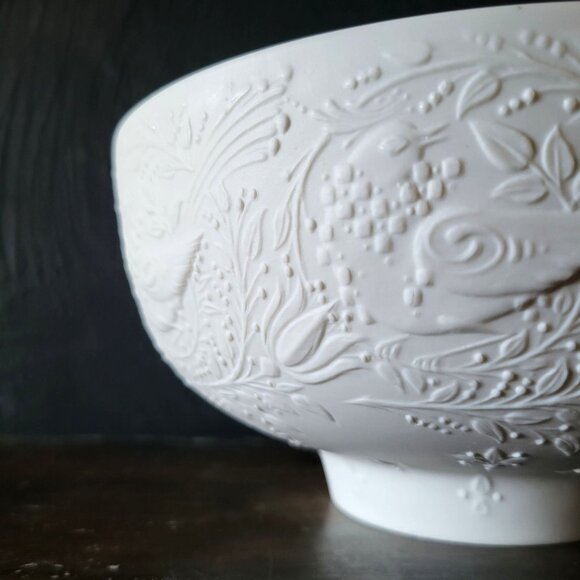 Björn Wiinblad For Rosenthal Studio Linie White Porcelain Bowl w/ Floral & Bird - Picture 3 of 6